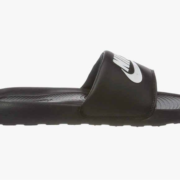 Nike Women’s Gymnastics Shoe Brand New - Picture 4 of 8